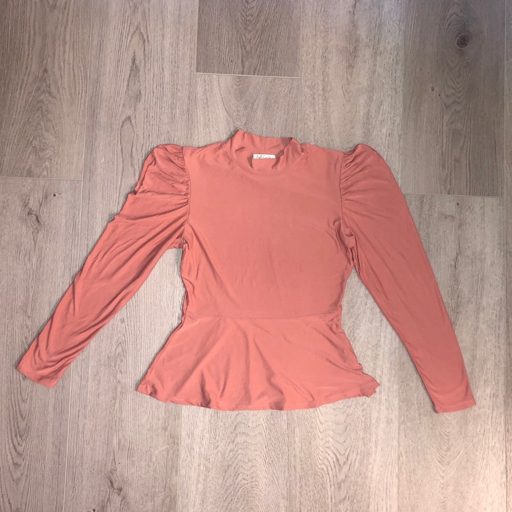 Francesca’s | Mock Neck Peplum Top